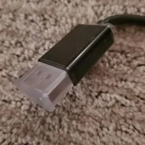 StarTech.com DP2VGA3 DisplayPort to VGA Adapter - Picture 4 of 9